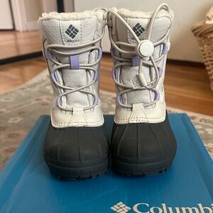 Columbia Children’s Bugaboot Celsius Boots in White, Black, and Lavender